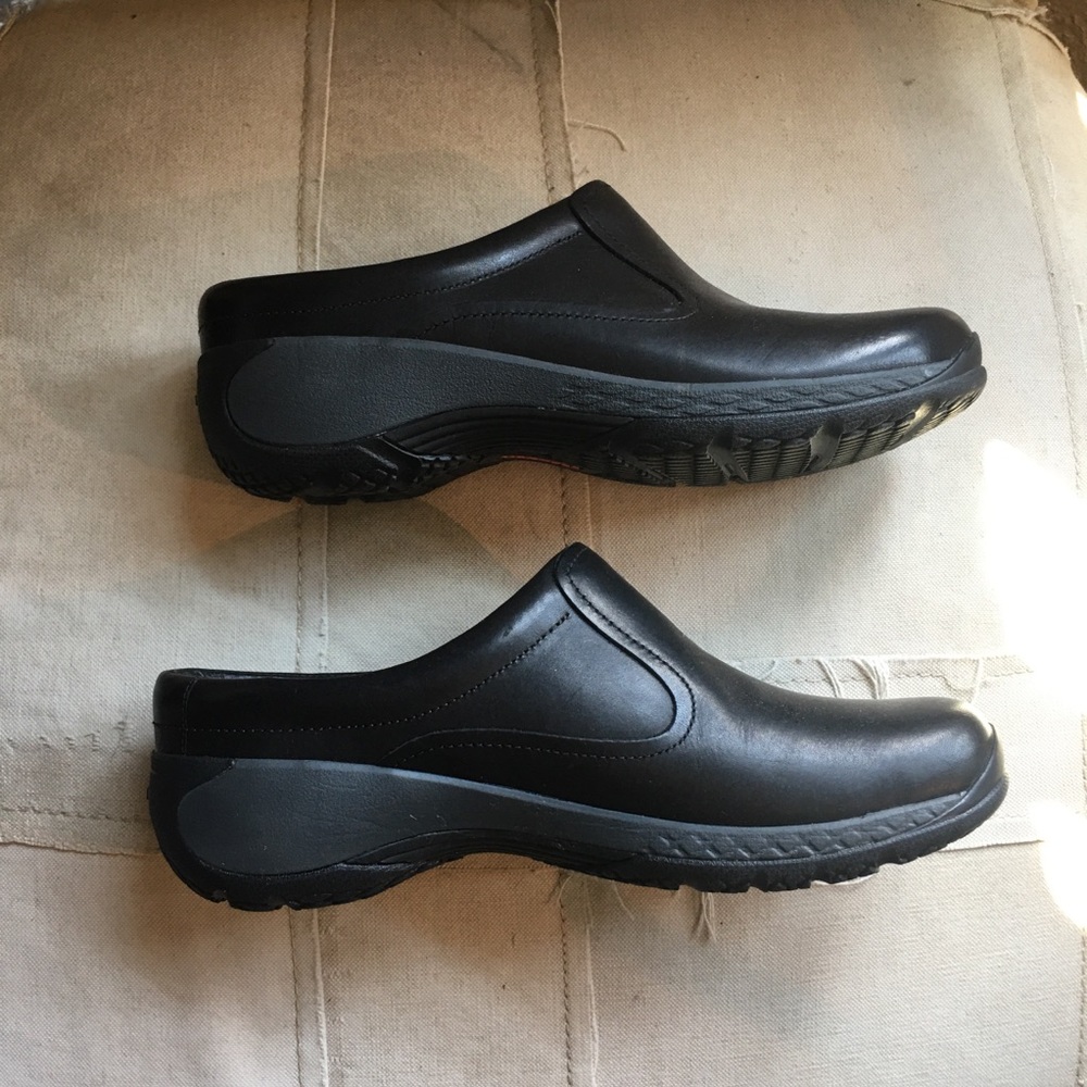 New Merrell shoes Q form 2